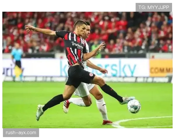 德国杯半决赛前瞻:法兰克福主场迎战强敌 德国杯半决赛前瞻:法兰克福主场迎战强敌