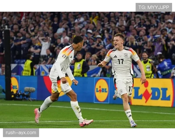 足球新星闪耀赛场，年轻天才引爆全球关注